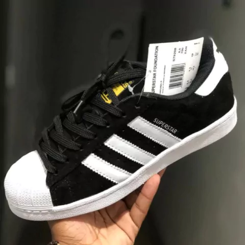 Adidas Super Star - Preto e Branco Camurça