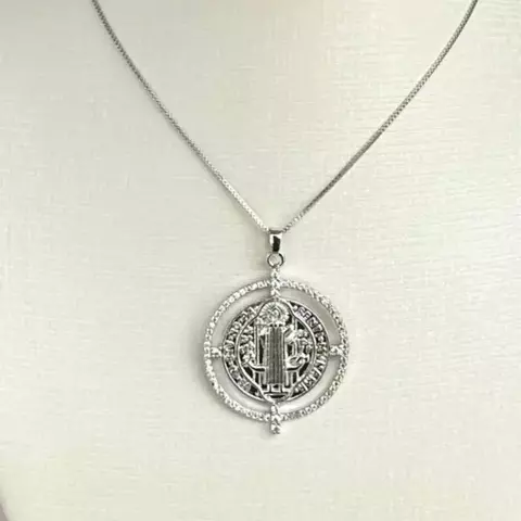 COLAR CORRENTE VENEZIANA DE 45CM E PINGENTE SÃO BENTO COM CONTORNO NA MICROZIRCONIA CRISTAL