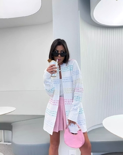 Cardigan Neon na internet
