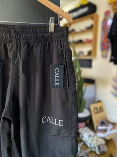 Calça Cargo Calle Tactel Preta
