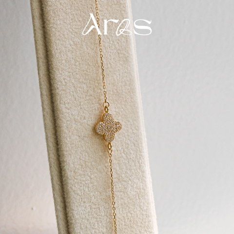 Pulsera de Trébol con puntos de Zirconia de Oro 14k