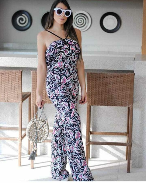 Macacão estampado babados tam P