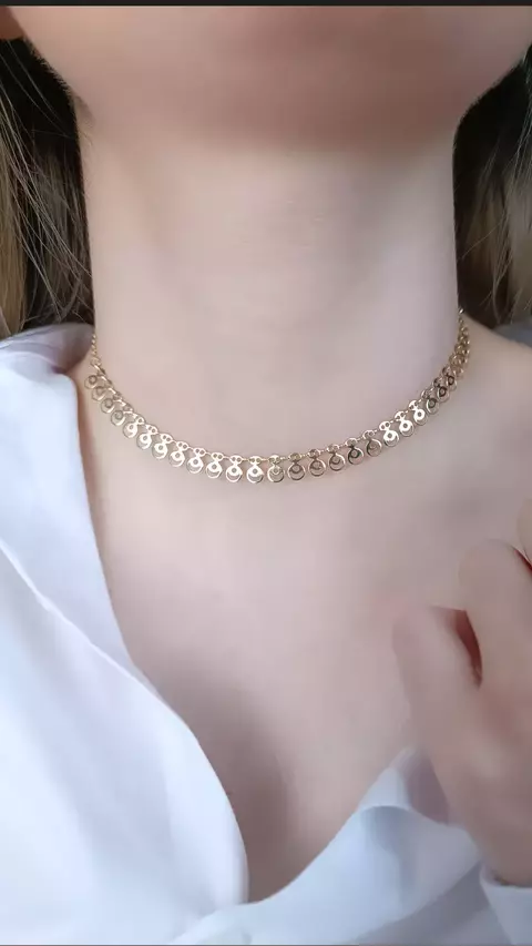 CHOKER MEDALHINHAS FOLHEADA dourado - comprar online