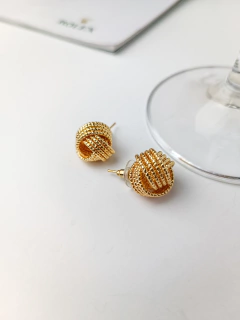 BRINCO NÓ INSPIRAÇÃO TIFFANY dourado