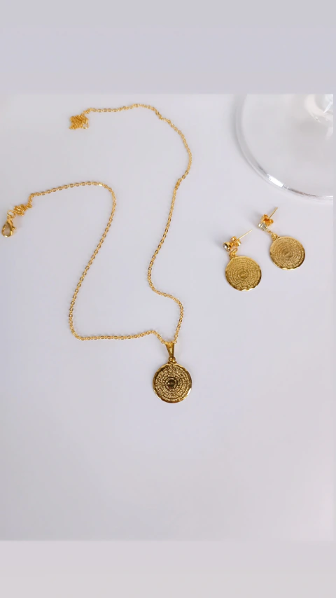 CONJUNTO FOLHEADO COLAR E PAR DE BRINCOS ORAÇÃO PAI NOSSO dourado