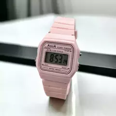 Relógio digital de pulso feminino AQUA a prova d'água original Q-81 - comprar online