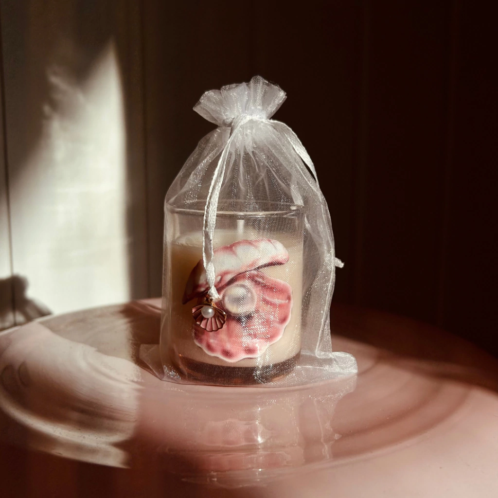 Pink Pearl - Vela Aromática Premium de Coconut e Lemonade 70g