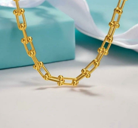 Collar tipo Tf dorado