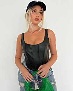 CROPPED GRINGA