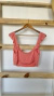 CROPPED CORAL COM BABADO NA ALÇA na internet