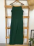VESTIDO LONGO VERDE COM FENDAS E FLORES BORDADAS - GARIMPADO EM PARIS na internet
