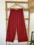 CALÇA PANTALONA VERMELHA EM MALHA TEXTURIZADA - GARIMPADA EM BARCELONA na internet