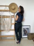 Imagem do BLUSA AZUL MARINHO COM RENDA E TRANSPARÊNCIA