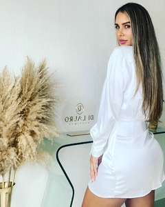 Vestido blanco de santin sensacion en internet
