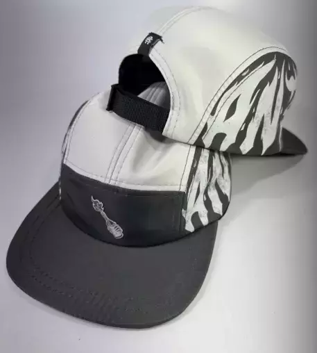 BONÉ FIVE PANEL CHAMA CHUMBO/CINZA (ABA FLEXÍVEL) - comprar online