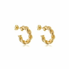 Brinco de Argola de tubo torcido Pequeno Banhado em ouro 18K