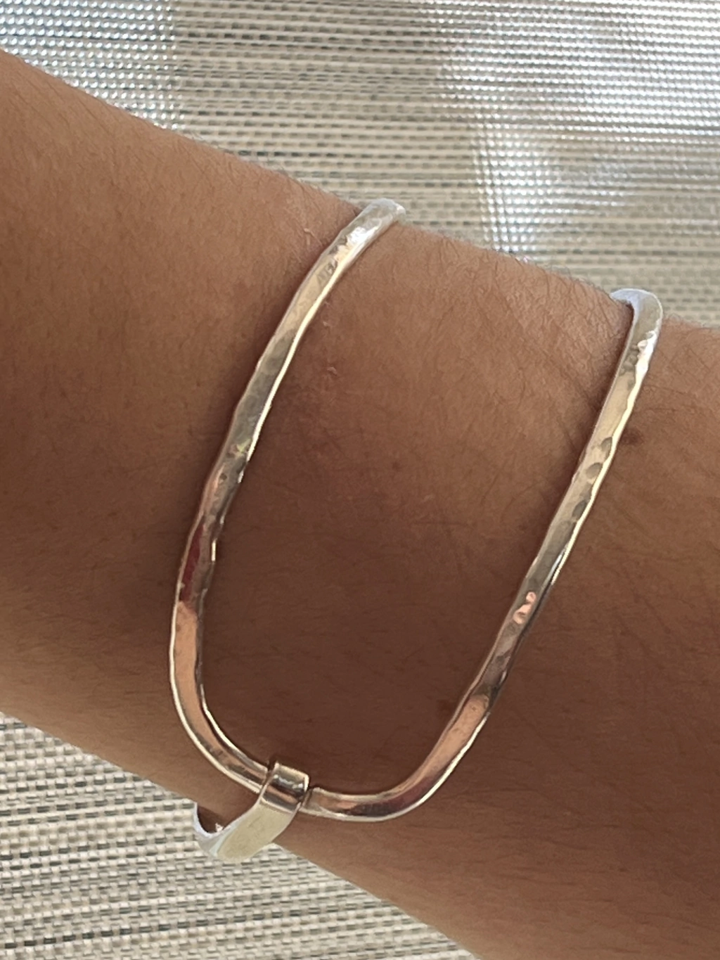 Brazalete Unico 2