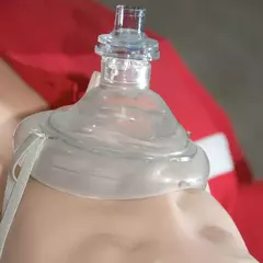 Máscara de Respiração Profissional CPR com Válvula Unidirecional – Ferramenta de Resgate para Primeiros Socorros - MDSecurPro