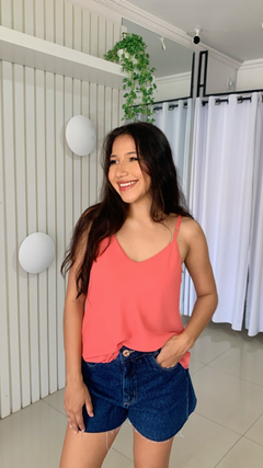 Blusa de alça na internet