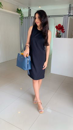 VESTIDO REGATA COM PENCE na internet