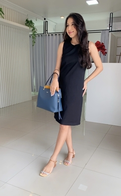 VESTIDO REGATA COM PENCE