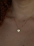 Colar medalha letra dourado na internet