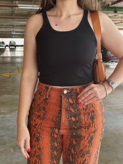 Calça Samantha na internet