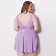 Camisola Sabrina Plus com Renda e Joia - Camila Bastos Moda