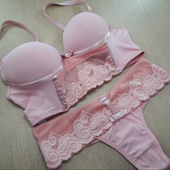 Conjunto Amandinha na internet