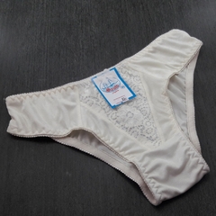 Calça Forrada Lycra na internet