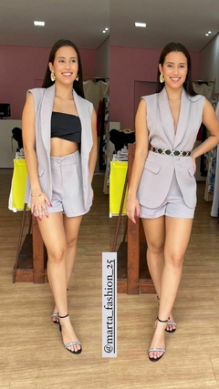 Conjunto de Colete e Short na internet