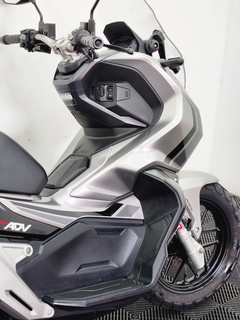 2023 - Honda Adv 150 - 6 mil km - loja online