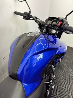 2023 - Yamaha Fazer 250 - 13 mil km na internet