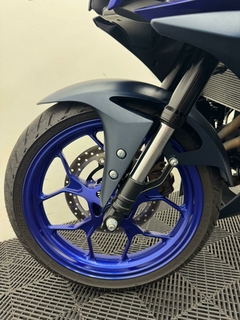 2024 - Yamaha R-3 - 3 mil km - LM MOTOS