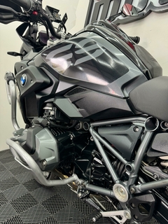 2021 - Bmw Gs 1250 premium triple black - 23 mil km na internet