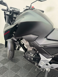 2023 - Honda Cb Twister 300F - 800 km - loja online