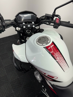 2022 - Honda Cb Twister 250 - 16.368 km na internet