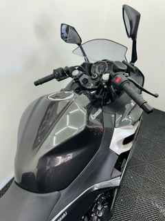 2022 - Kawasaki Ninja 400 - 24.008 km - LM MOTOS