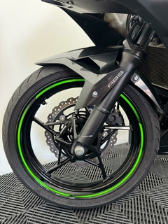 2022 - Kawasaki Ninja 400 - 24.008 km - LM MOTOS