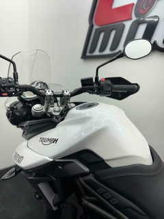 2018 - Triumph Tiger 800 XR - 18.550 km - LM MOTOS