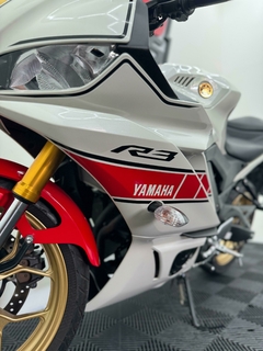 2023 - Yamaha R-3 60Th - 1.122 km na internet