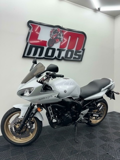 2009 - Yamaha Fazer 600 - 29.920 km na internet