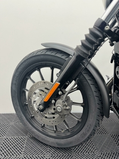 2013 - Harley Davidson 883 Iron - 31.857 km - loja online