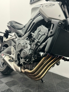 2024 - Honda Cb 650 R - 1.721 km na internet