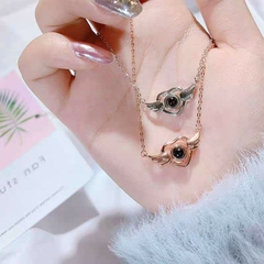 Colar com Pingente de Coração com Eu Te Amo em 100 Idiomas Romântico - Mshop moda e acessórios