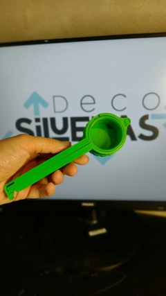 Cierra bolsa por unidad en internet