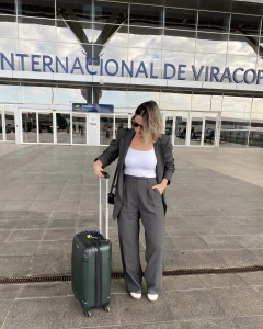 Calça Wide Leg Cinza na internet