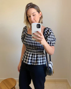 Blusa Linho Vichy P&B na internet
