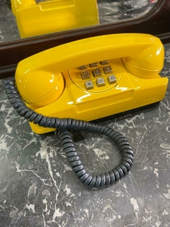 TELEFONE RETRÔ AMARELO MULTTEL na internet