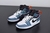 Nike Air Jordan 1 Mid “Fearless Facetasm" na internet